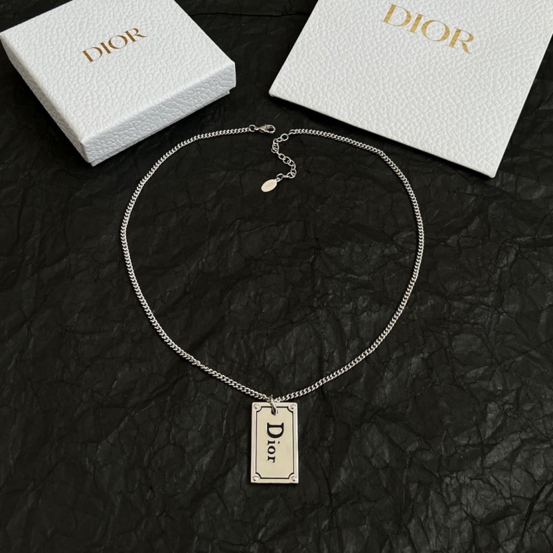 chr1st1an D10r necklaces